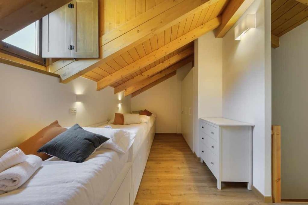 Duplex Campodios Villanua Bagian luar foto